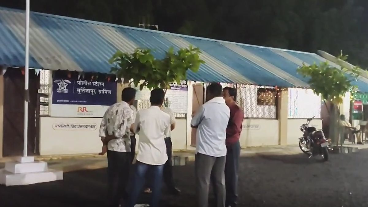 ﻿Akola : झूठे बलात्कार केस की धमकी देकर व्यापारी से वसूली, ‘बंटी-बबली’ दंपत्ति गिरफ्तार, 18.74 लाख रुपये बरामद