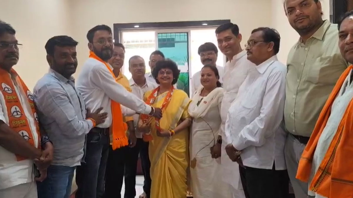 BJP को बड़ा झटका! BJP महिला ज़िला वाइस प्रेसिडेंट कल्याणिताई भूरे शिवसेना शिंदे गुट में शामिल