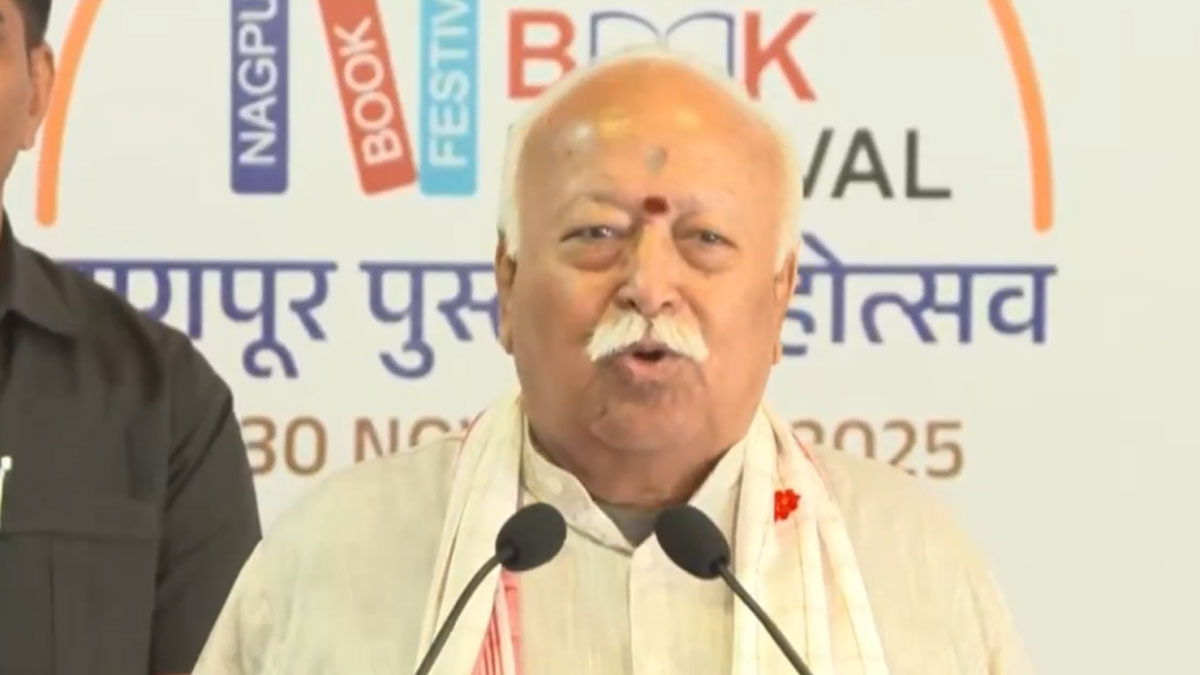 ﻿नागपुर बुक फेस्टिवल में बोले आरएसएस प्रमुख मोहन भागवत, कहा - मैं बहुत आलसी हूँ, लेकिन ...