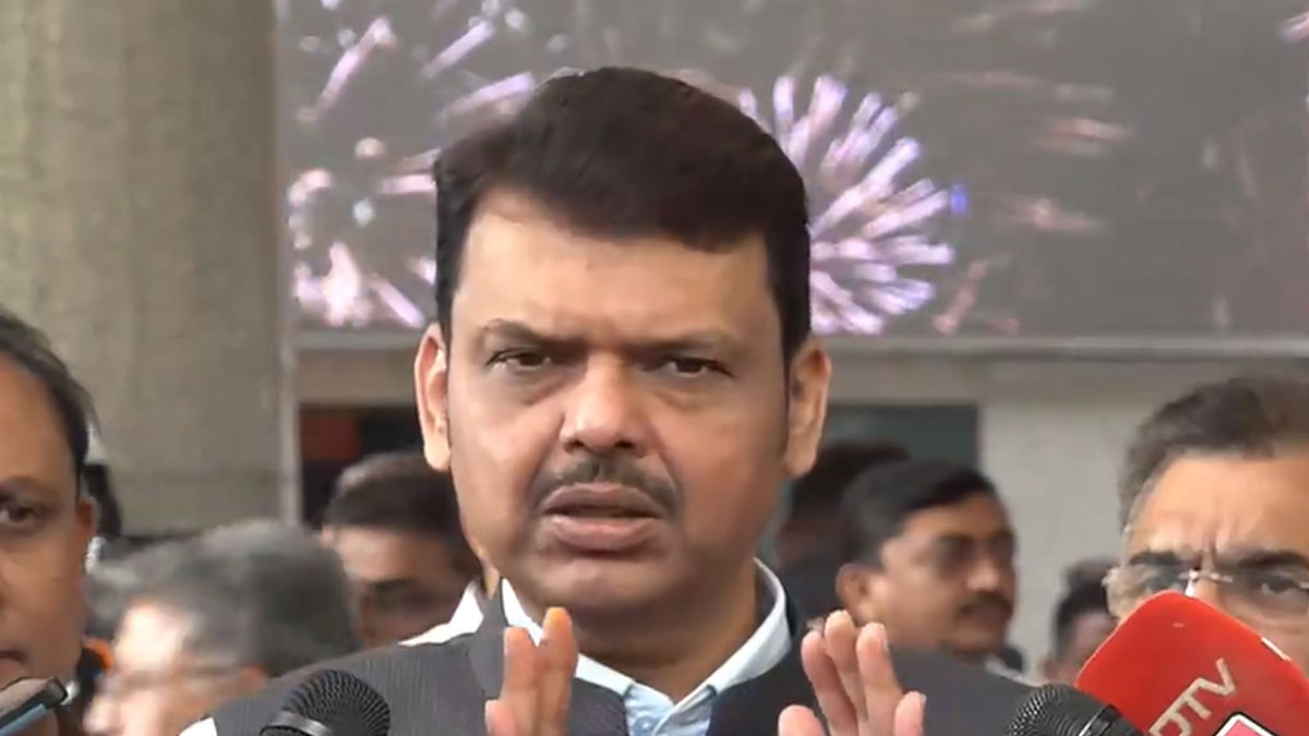 ﻿तीन दिसंबर को होने वाली मतगणना पर बॉम्बे हाईकोर्ट की नागपुर खंडपीठ ने लगाई रोक, सीएम ने राज्य चुनाव आयोग के निर्णय पर उठाए सवाल