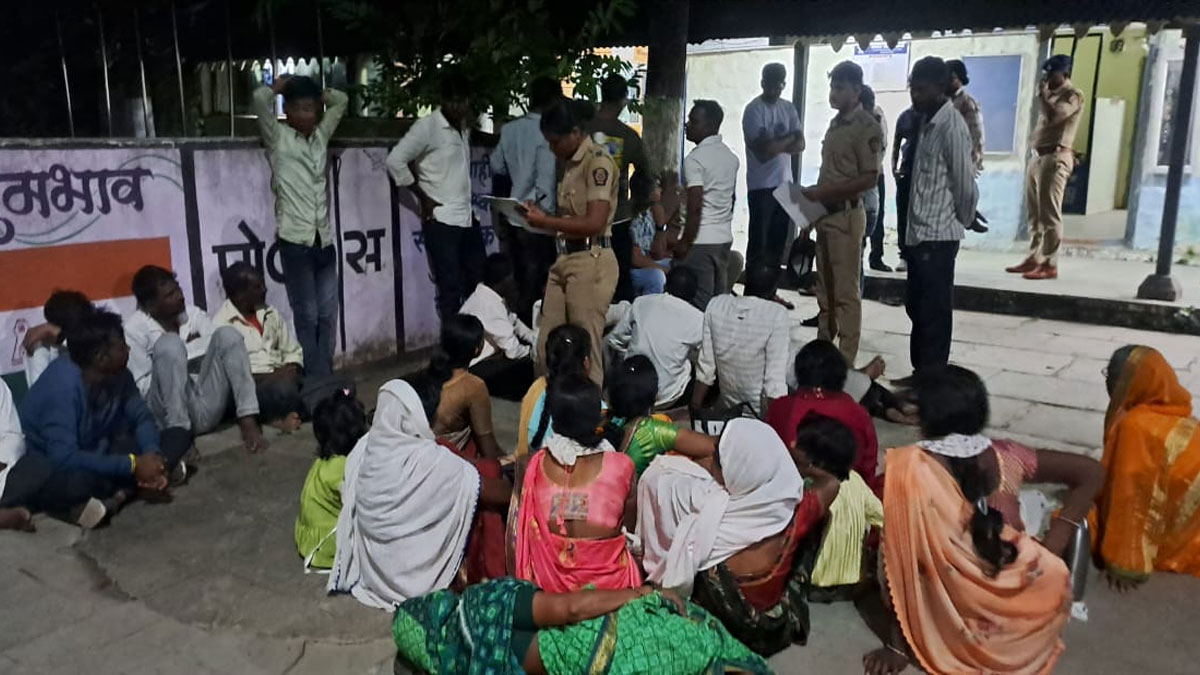Akola: पैसे का लालच देकर धर्म परिवर्तन करने का प्रयास,  पीड़ित की शिकायत पर पुलिस ने 34 लोगों को किया गिरफ्तार
