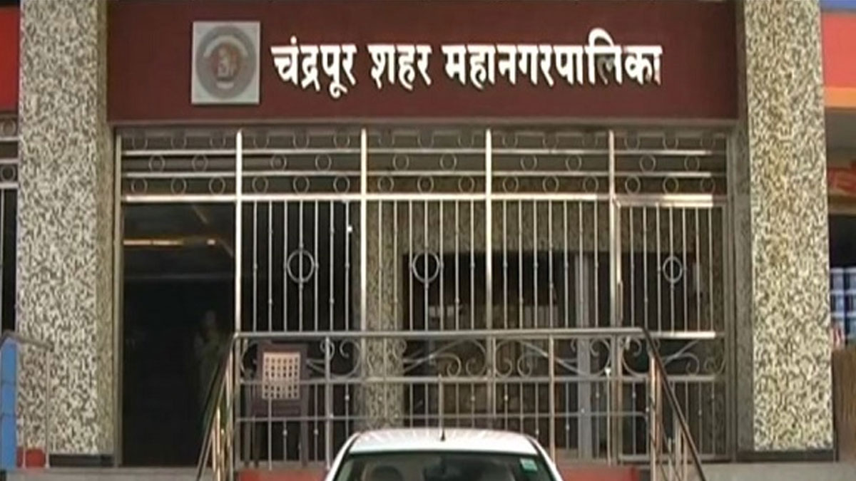 Chandrapur: शर्तों के साथ पीओपी मूर्तियों की अनुमति, मनपा अधिकारियों ने मूर्ति निर्माताओं के साथ की बैठक