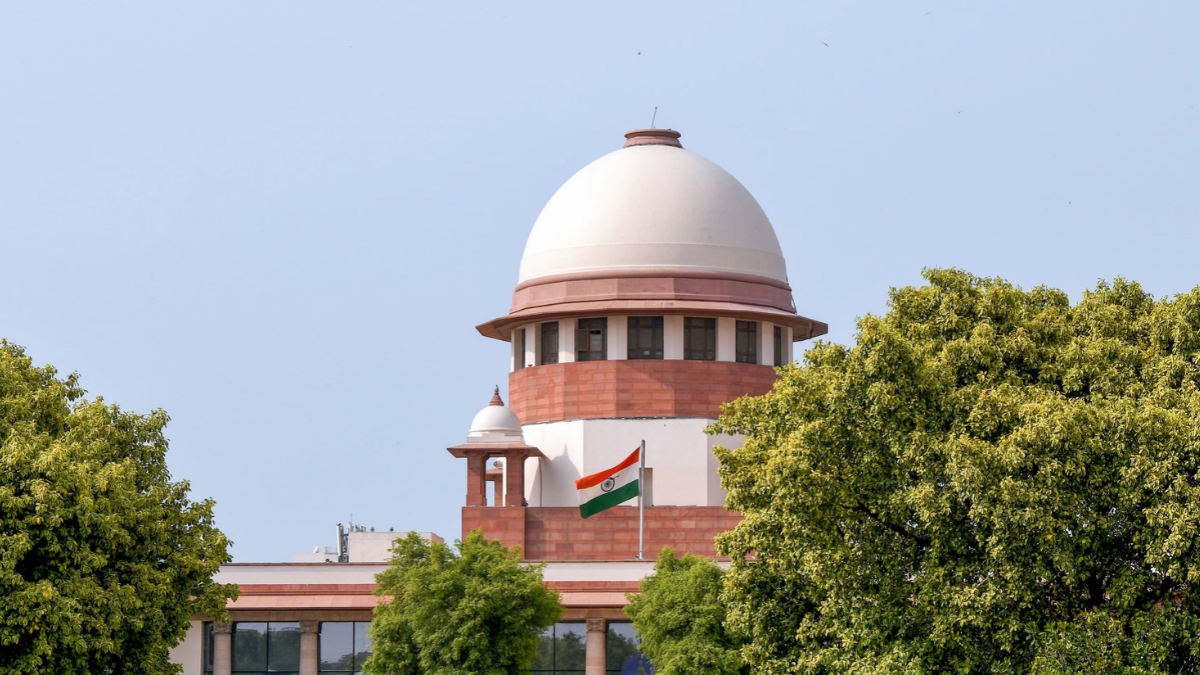 SC ने राहुल गांधी समेत अन्य नेताओं को नोटिस किया जारी, कहा - कोई भी न्यायपालिका पर दबाव नहीं बना सकता