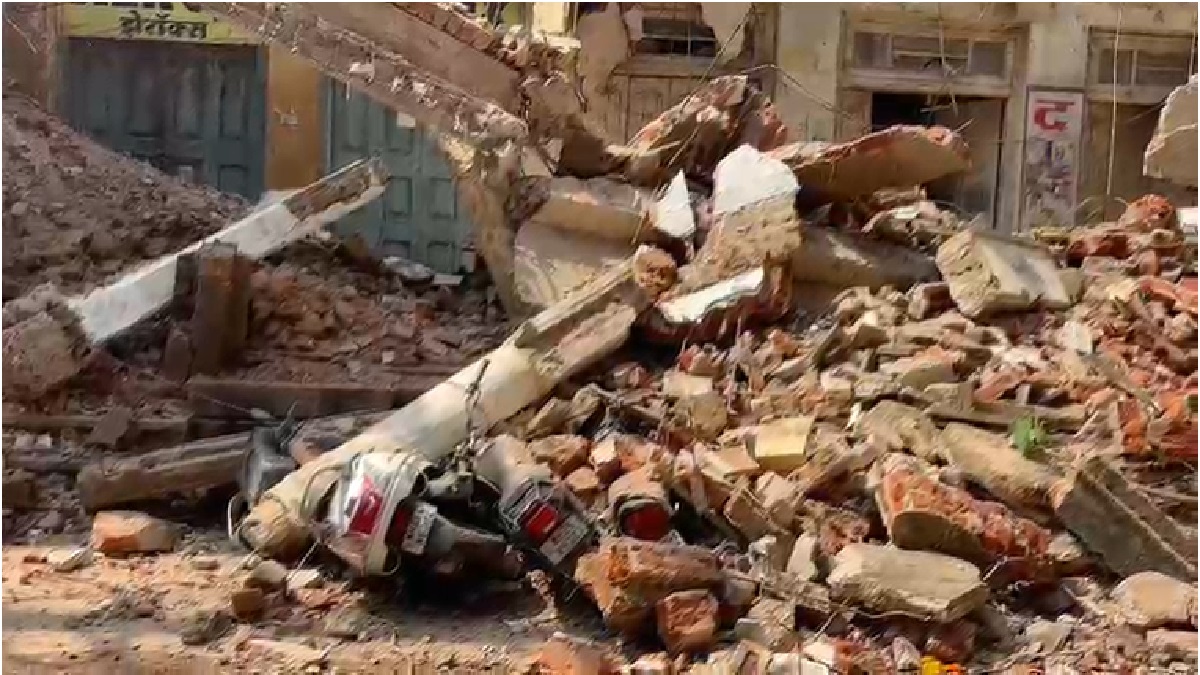 Gondia: दिवाली के बाद काम शुरू होने से पहले ही ताश के पत्तों की तरह ढही बाबूलाल अग्रवाल की जर्जर बिल्डिंग