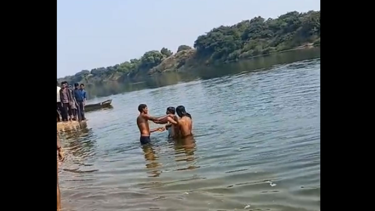 Bhandara: मकर संक्रांति पर वैनगंगा नदी में दर्दनाक हादसा, नदी में डूबे तीन युवक, दो का रेस्क्यू; एक की मौत