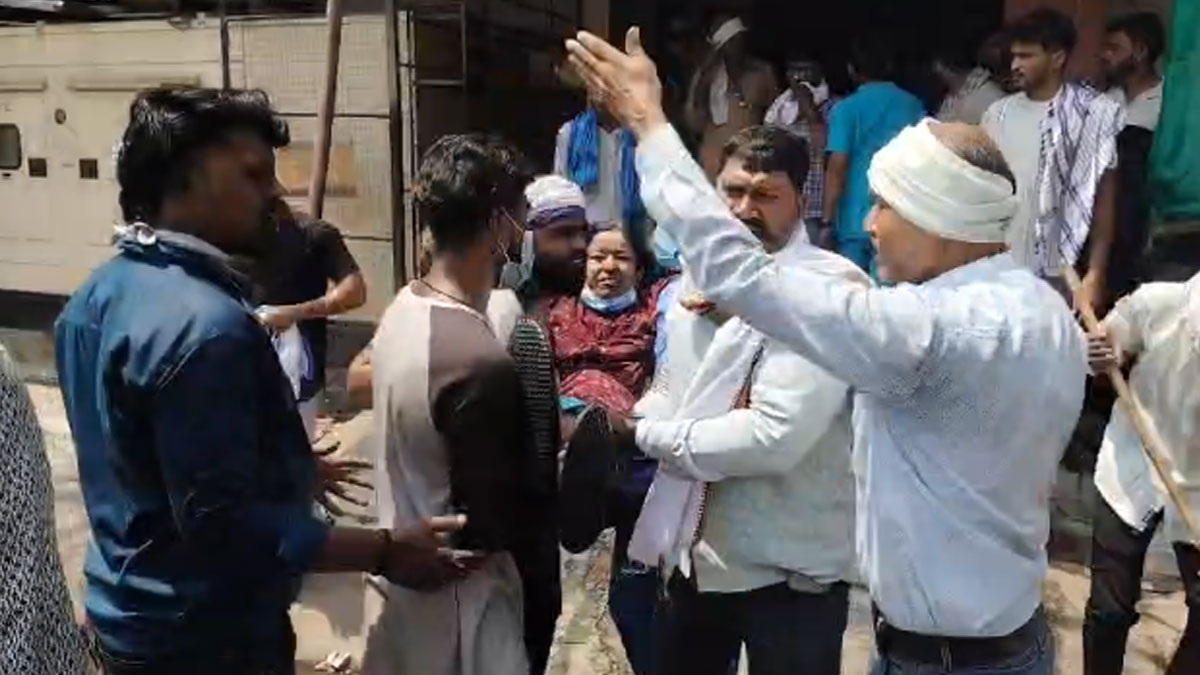 Akola: सिटी हॉस्पिटल में भीषण आग; ICU से 8 मरीजों को सुरक्षित निकाला, इलाके में हड़कंप