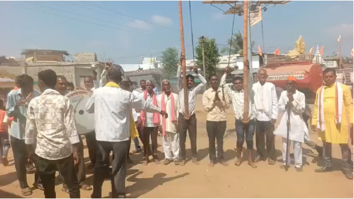 Bhandara: जिले के जम्भोरा में गोवर्धन पूजा की अनोखी परंपरा इस साल भी जारी...,नागरिकों में दिखा उत्साह