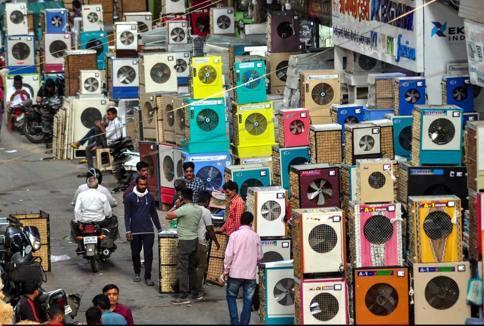 बढ़ती तपिश से लोग बेहाल, लेकिन कूलर बाजार में बंपर उछाल; पिछले साल से तीन गुना ज्यादा बिक्री