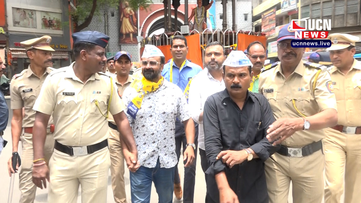 इथेनॉल मिश्रित पेट्रोल के खिलाफ AAP का प्रदर्शन, गडकरी के आवास तक मोर्चा निकालने प्रयास; पुलिस ने कार्यकर्ताओं को हिरासत में लिया