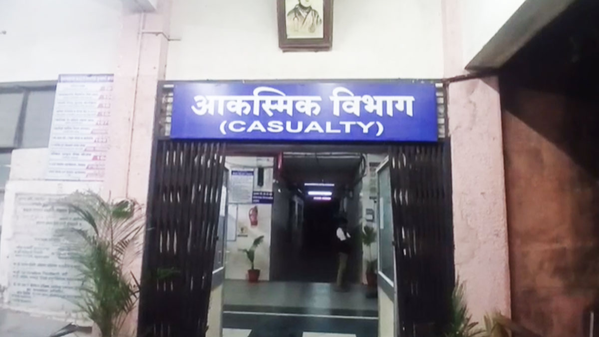 Wardha: ﻿बिजली गिरने से चाचा-भतीजे की मौके पर ही मौत, 17 वर्षीय किशोर गंभीर रूप से घायल