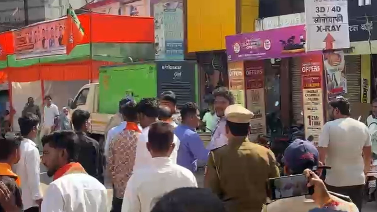 Chandrapur: मंत्री बावनकुले की सभा में बागी उम्मीदवार ने किया हंगामा, भाजपा के खिलाफ की जोरदार नारेबाजी