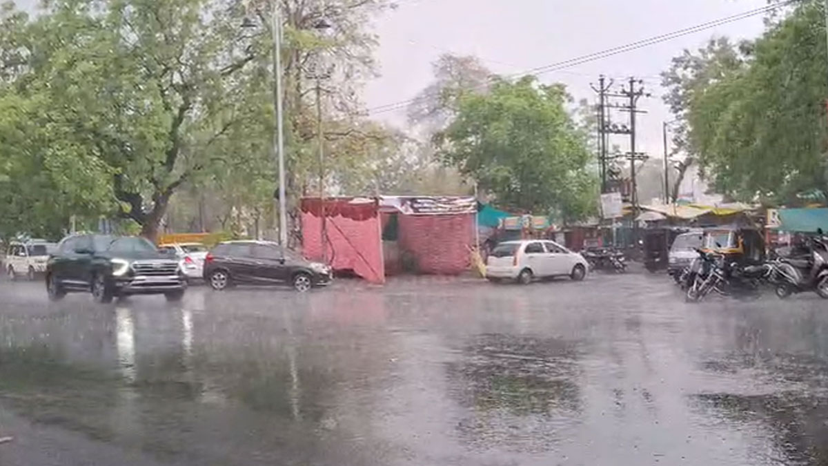 ﻿Amravati: अमरावती में दो दिनों से लगातार बारिश, सामान्य जनजीवन अस्तव्यस्त, अगले 24 घंटों में भारी बारिश की चेतावनी
