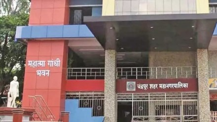 चंद्रपुर मनपा आयुक्त की जांच के लिए मुख्यमंत्री की टिप्पणी, उपमुख्यमंत्री ने भी लिया संज्ञान