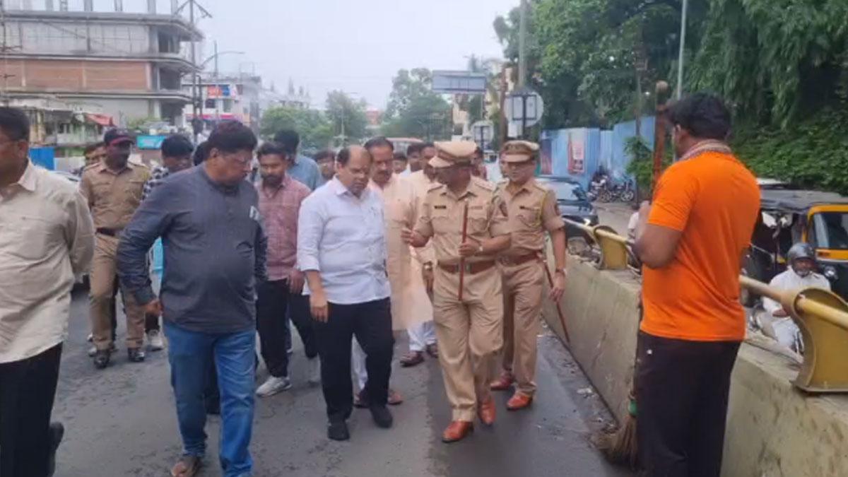 Amravati: राजापेठ फ्लाईओवर हादसे के बाद हरकत में प्रशासन, विधायक प्रवीण पोटे पाटिल ने किया निरीक्षण