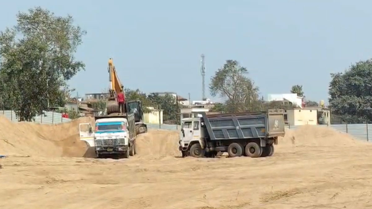 Bhandara: स्थानीय अपराध शाखा गैर-कानूनी रेत परिवहन के लिए ले रही ‘सुपर एंट्री’, एनसीपी शरद पवार पार्टी के जिला अध्यक्ष ने लगाया आरोप