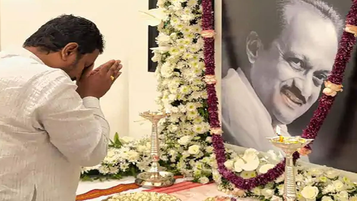 विधान परिषद से अमोल मिटकरी की विदाई: आखिरी दिन हुए भावुक, अजित पवार को किया याद