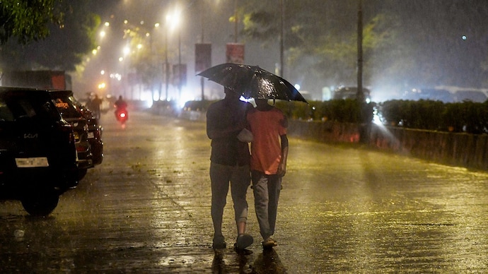 लंबे इंतजार के बाद मेहरबान हुआ मानसून, नागपुर में झमाझम बारिश; नगरिकों को गर्मी से राहत, किसानों के खिले चेहरे
