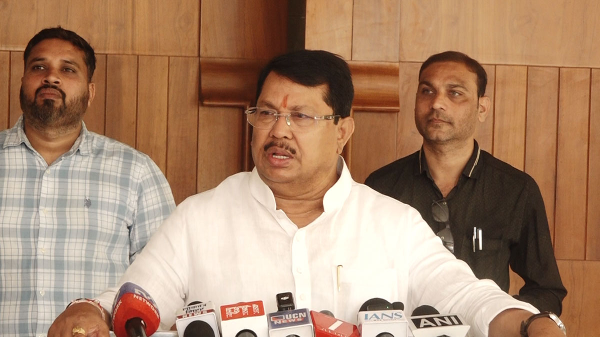 चंद्रपुर मेयर चुनाव विवाद: माफी मांगने का सवाल ही नहीं उठता, यह सब बकवास है- विजय वडेट्टीवार