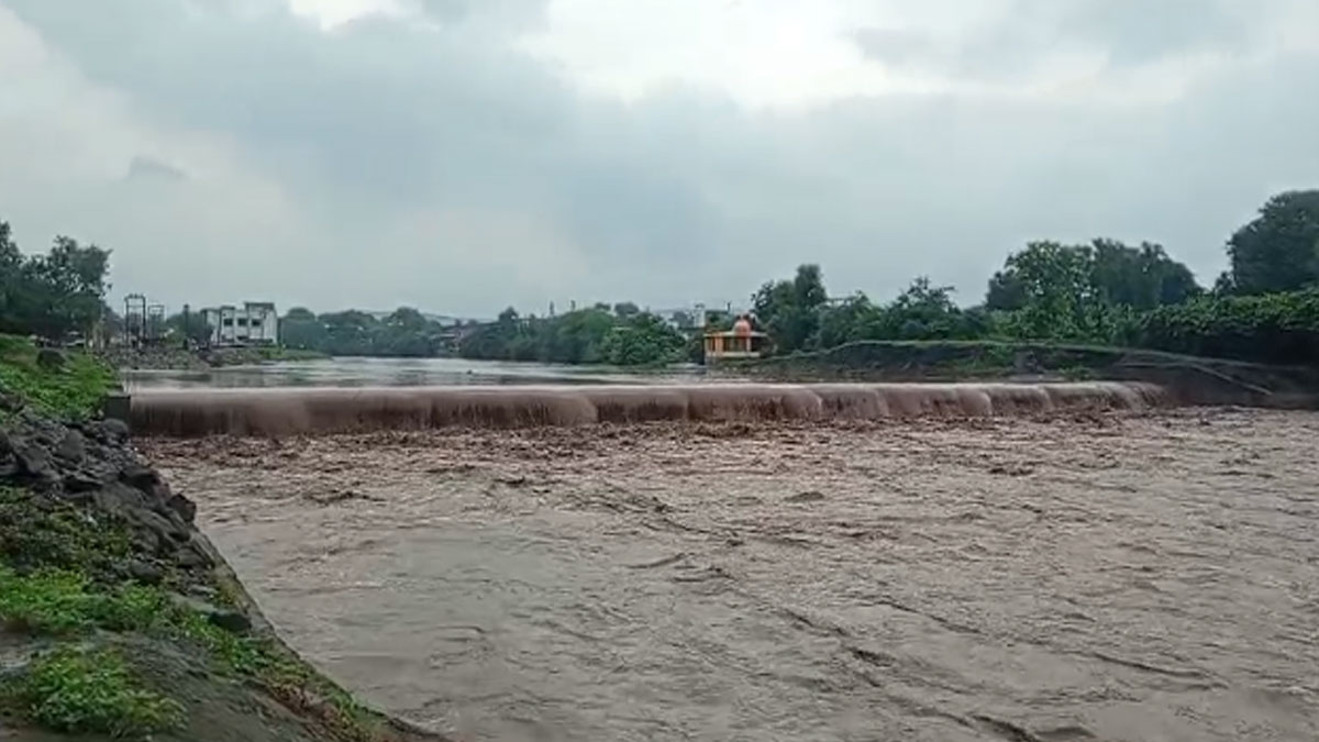 सतपुड़ा में मूसलाधार बारिश का असर: अमरावती की नदियों में अचानक बाढ़, प्रशासन अलर्ट