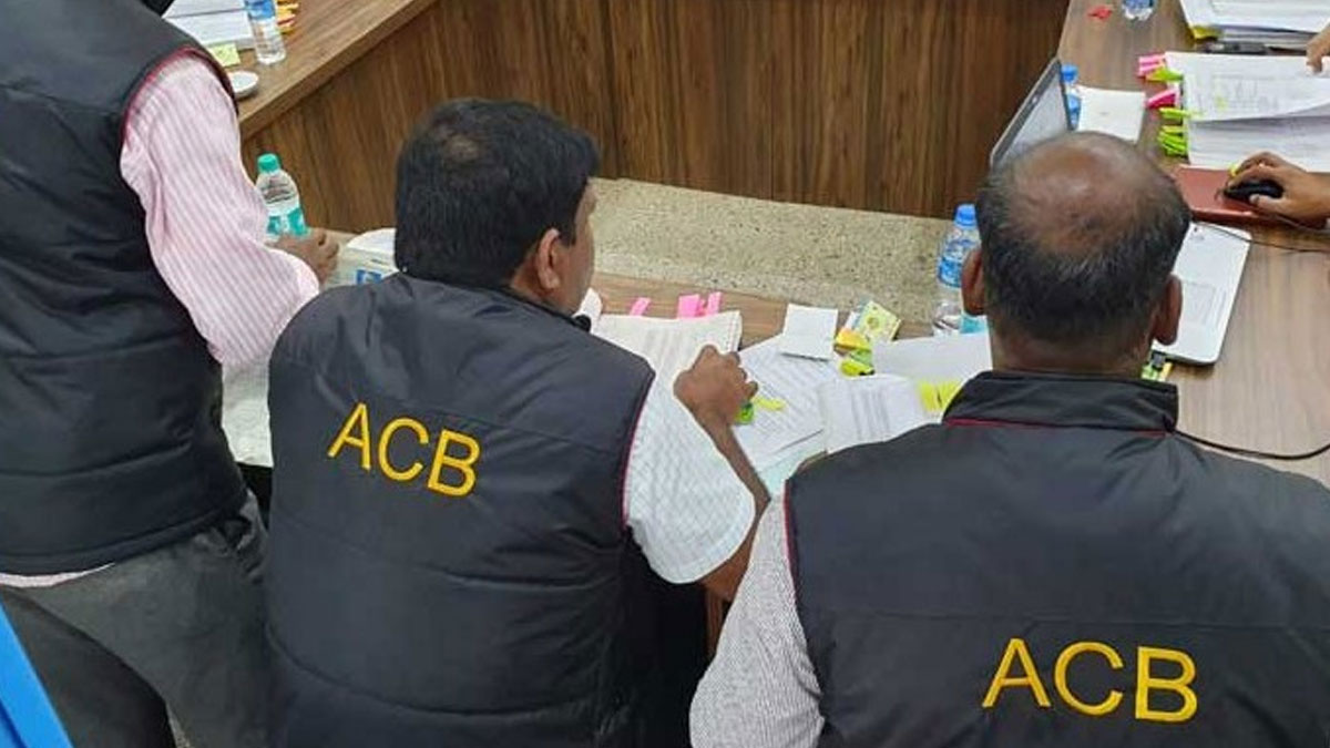 Nagpur: RTO में रिश्वत का खेल बेनकाब! 50 हजार लेते कथित दलाल सचिन कातूरे ACB के शिकंजे में