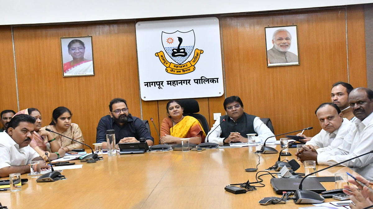 Nagpur: सफाई कर्मचारियों की विभिन्न समस्याओं को लेकर समीक्षा बैठक, कर्मचारी मंडल के अध्यक्ष सतीश डागोर ने रखी मांगें