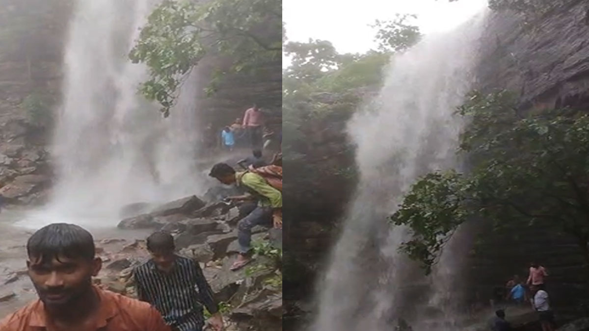 Chandrapur: चिमूर तहसील का मुक्ताई झरना उफान पर, पर्यटकों की भीड़ से गुलजार