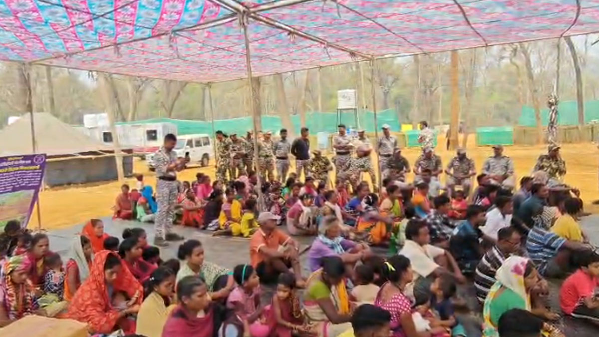 गडचिरोली पुलिस की मानवीय पहल: अति-दुर्गम बंगाडी में लगाया मुफ्त स्वास्थ्य शिविर