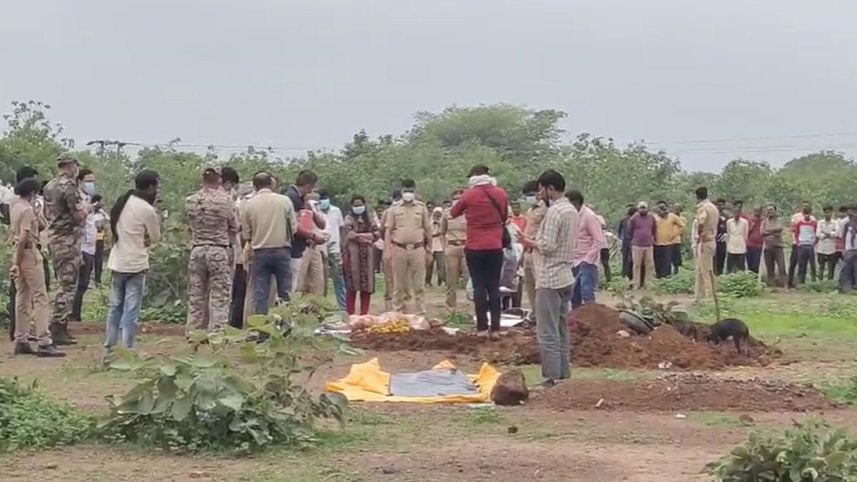 Gondia: 40 वर्षीय विधवा की संदिग्ध मौत, रावनवाड़ी पुलिस ने गड्ढे में दबी लाश को बाहर निकाला