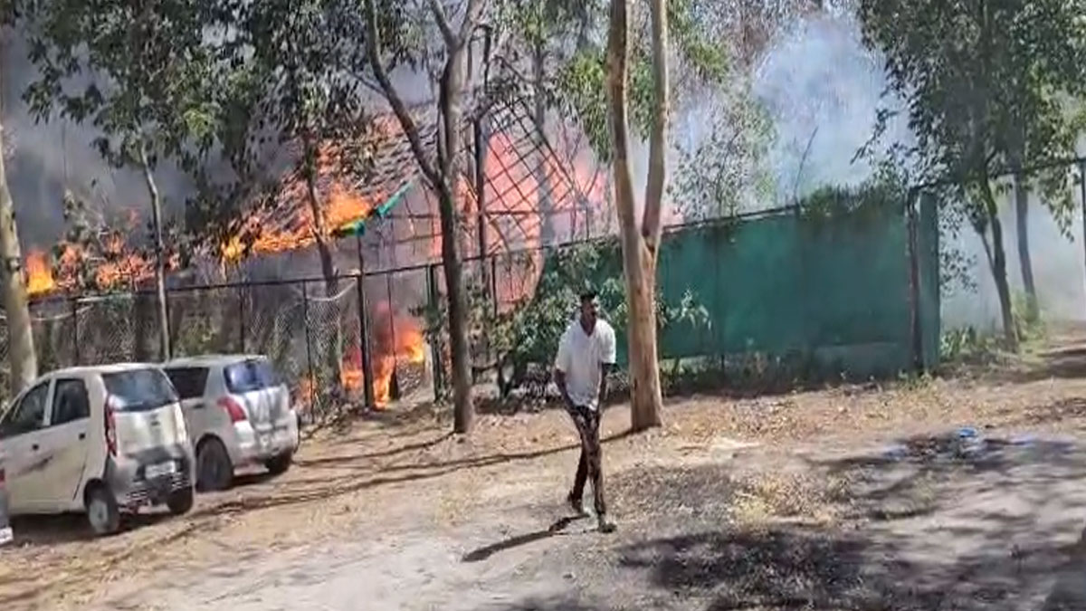 Amravati: ﻿एक फार्महाउस में लगी भीषण आग, फायर ब्रिगेड की तत्पर कार्रवाई से टला बड़ा हादसा